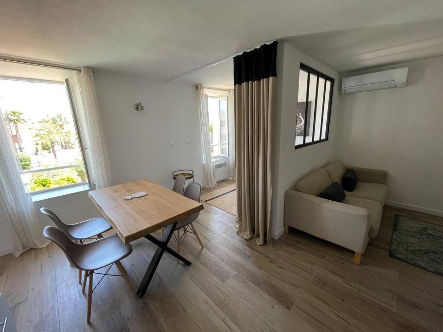 Tres Bel Appartement, Port Sanary, Экстерьер фото